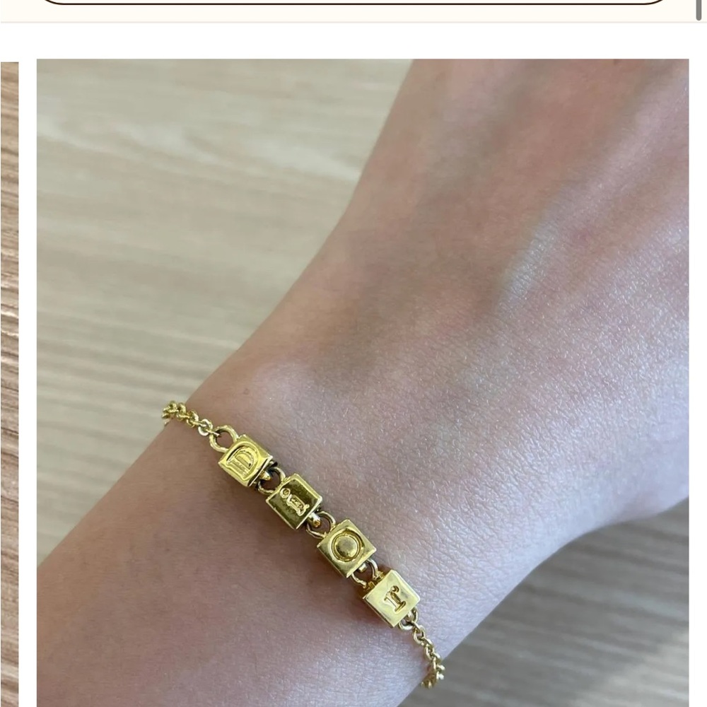 Christian Dior Cubes Bracelet in Gold - Picture 2 of 8